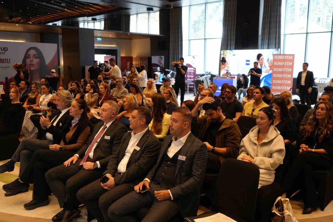 VM MEDİCAL PARK BURSA HASTANESİ, SWİSSOTEL ULUDAĞ’DA GERÇEKLEŞEN "QR GLOBAL WELLNESS EXPERİENCE...
