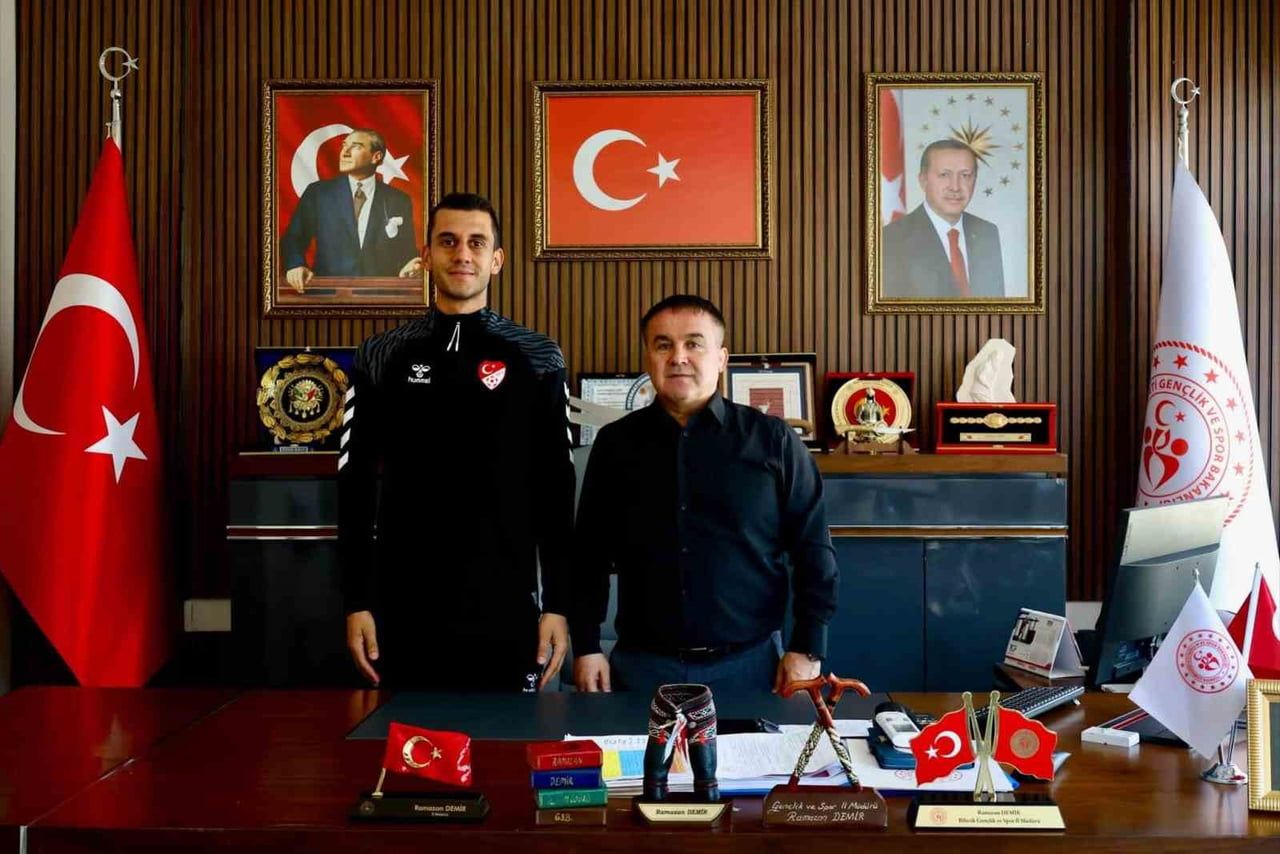 BİLECİKLİ HAKEM KLASMAN YARDIMCI HAKEMLİĞİNE YÜKSELDİ
