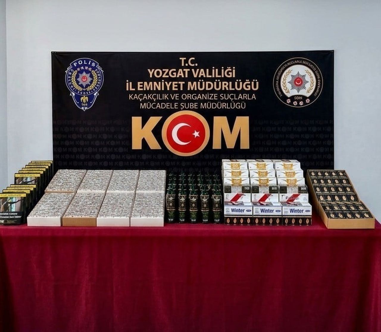 YOZGAT’IN ÇEKEREK İLÇESİNDE DÜZENLENEN OPERASYONDA KAÇAK TÜTÜN ELE GEÇİRİLDİ.-