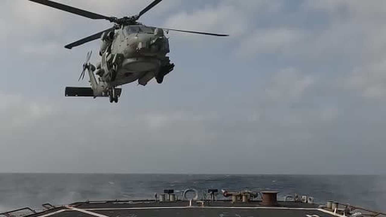 ABD Merkez Komutanlığı (CENTCOM), İran limanlarına yönelik deniz ablukasının sıkı bir şekilde...