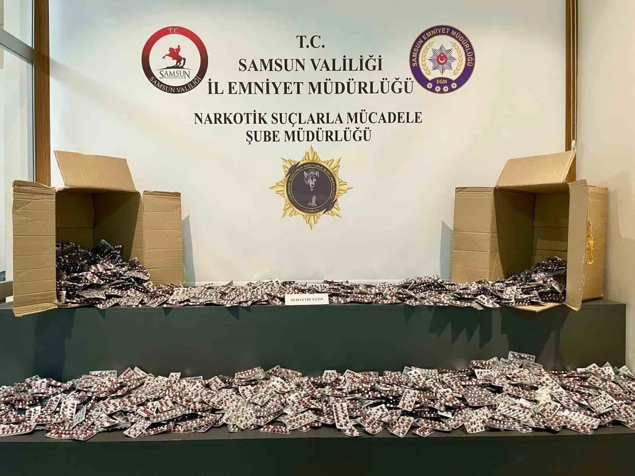 OPERASYONDA 46 BİN ADET UYUŞTURUCU HAP ELE GEÇİRİLDİ.