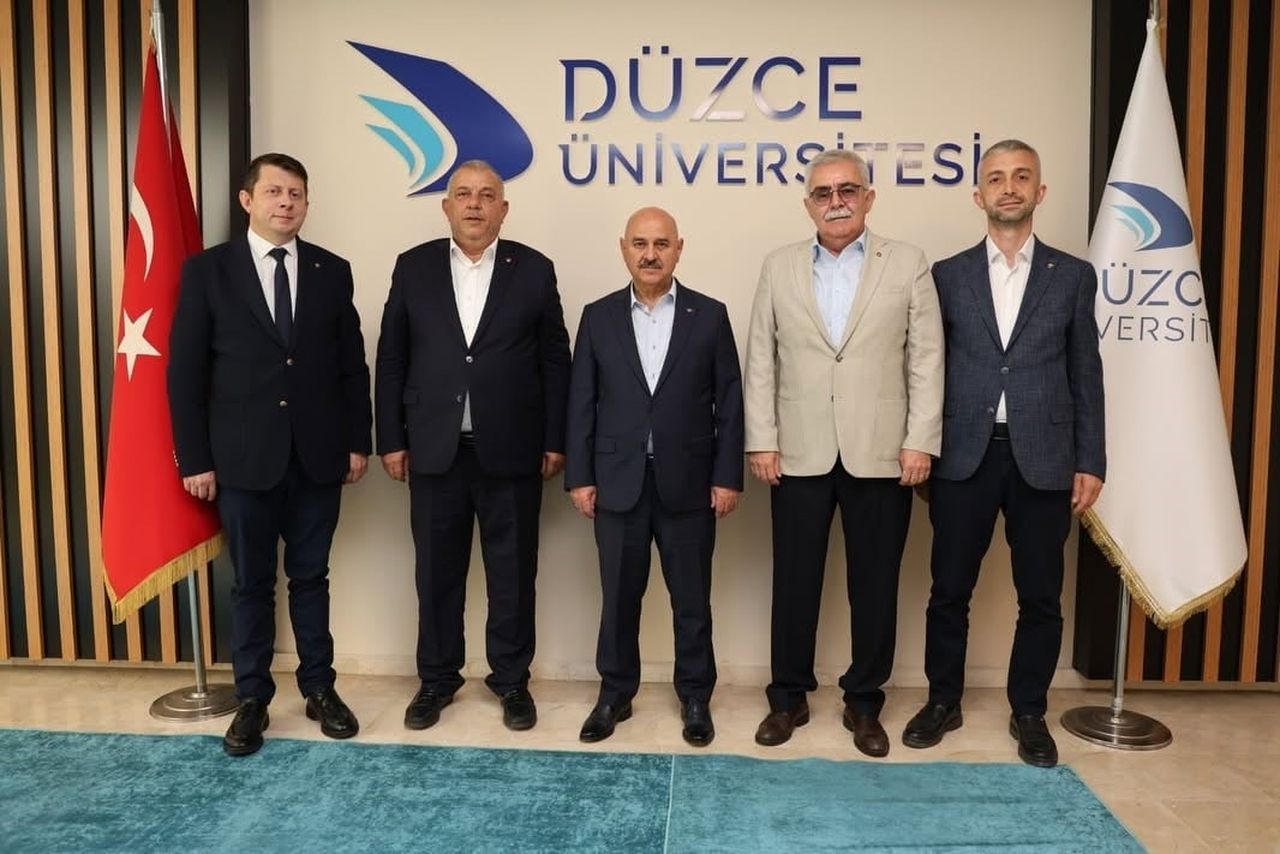 DÜZCE ÜNİVERSİTESİ REKTÖRLÜĞÜ GÖREVİNE YENİDEN ATANAN PROF. DR. NEDİM SÖZBİR, DÜZCE TİCARET VE...