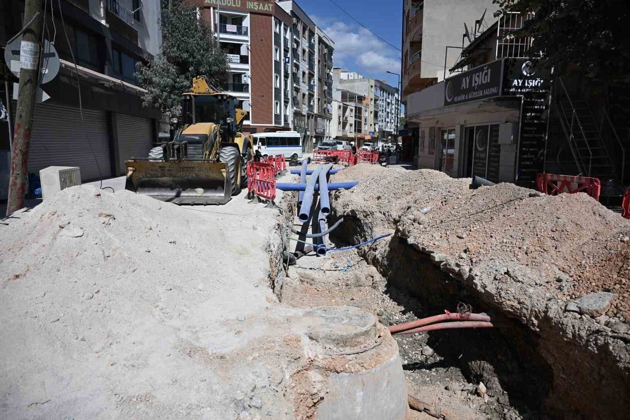 MANİSA TARİHİNİN EN BÜYÜK ALTYAPI YATIRIMLARINDAN BİRİNİN SÜRDÜĞÜ YUNUSEMRE İLÇESİ MURADİYE...