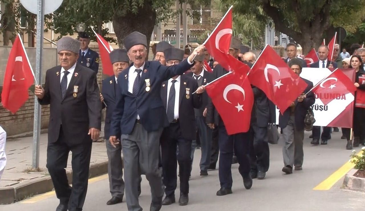 ESKİŞEHİR'DE 19 EYLÜL GAZİLER GÜNÜ KUTLAMALARI KAPSAMINDA BANDO YÜRÜYÜŞÜ...