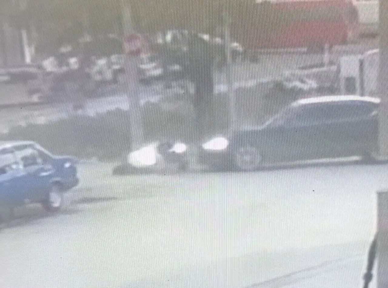 EDİRNE’DE OTOMOBİL İLE MOTOSİKLETİN ÇARPIŞTIĞI KAZADA 1 KİŞİ YARALANDI.
