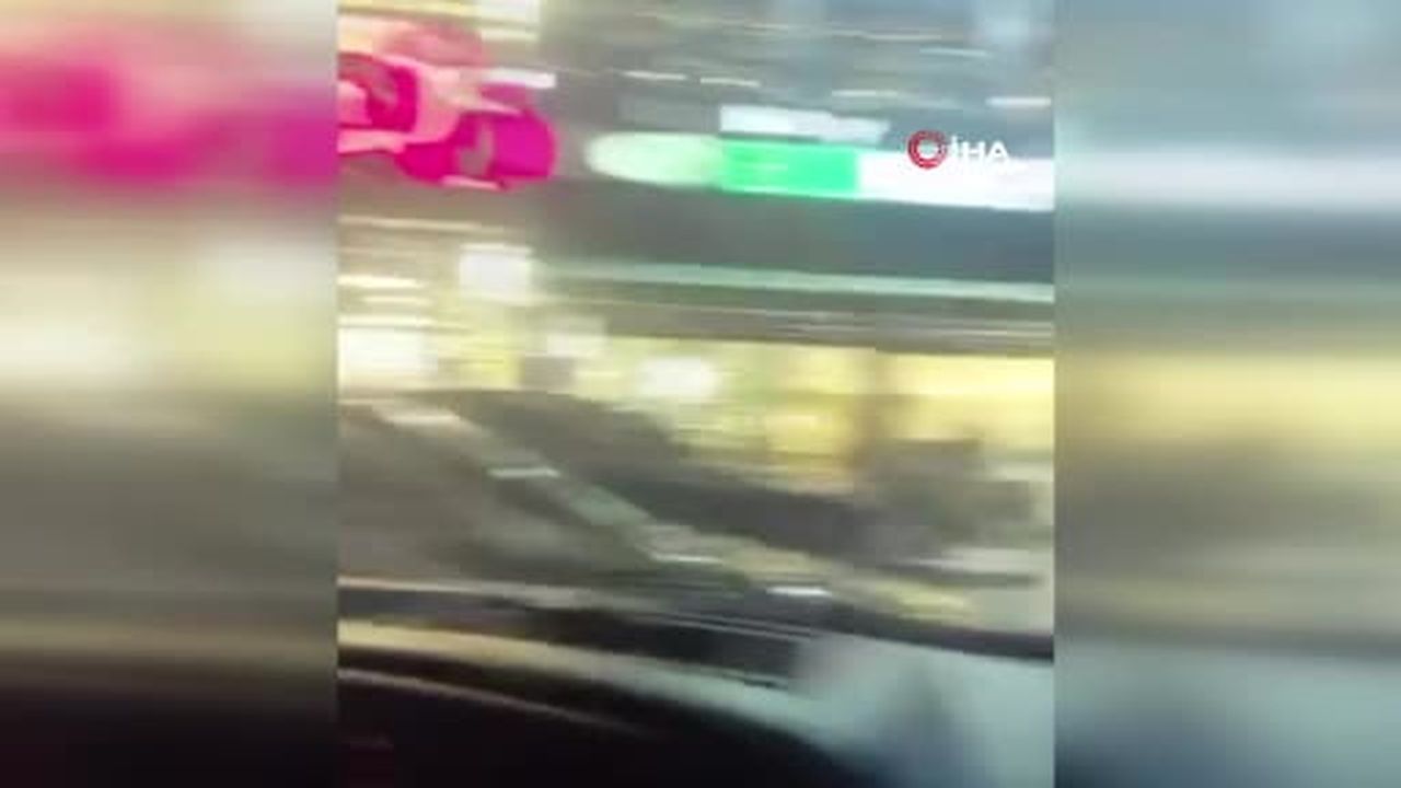 Sarıyer'de aracından inerek başka bir araca saldırdı, çocuğun ve kadının yaşadığı korku dolu anlar...