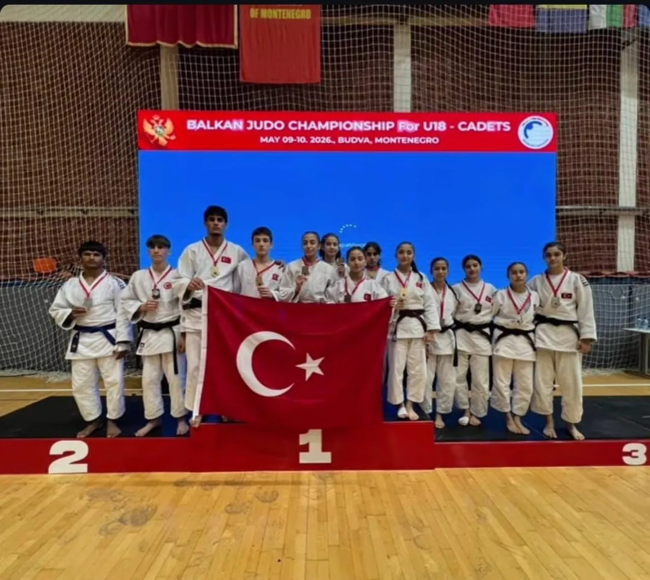 DENİZLİLİ MİLLİ SPORCU ŞİRİN YOLCU, KARADAĞ’IN BUDVA KENTİNDE DÜZENLENEN JUDO BALKAN...