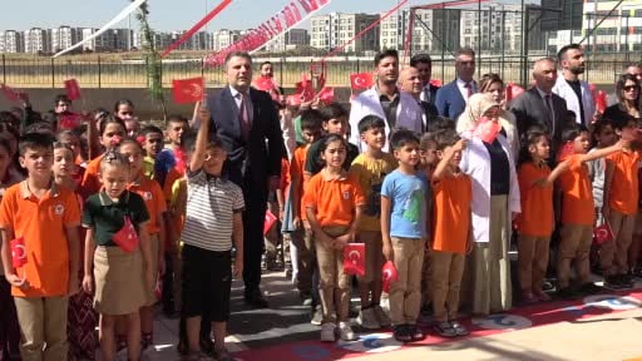 Diyarbakır'da İlköğretim Haftası kutlandı