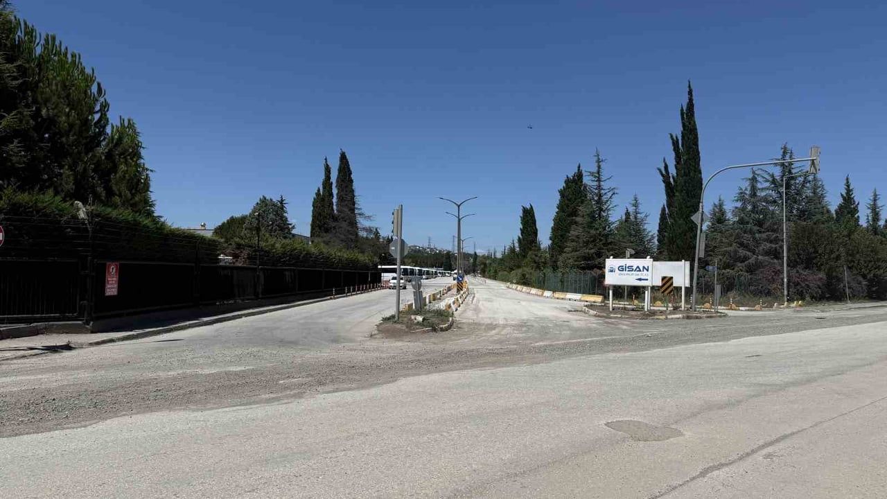 SAKARYA'NIN ARİFİYE İLÇESİNDE BİR FABRİKANIN GENEL MÜDÜRÜNÜN ARKADAŞINA GÖNDERDİĞİ "REHİN ALINDIM...
