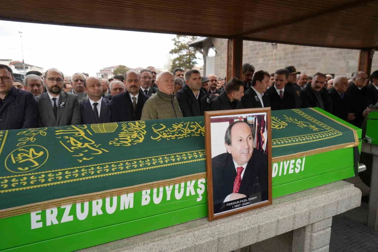 DOĞU ANADOLU GAZETECİLER CEMİYETİ VE FEDERASYONU ONURSAL BAŞKANI, ERZURUM BASININ DUAYEN İSMİ...