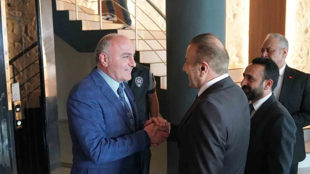 DUHOK TİCARET VE SANAYİ ODASI İLE IKBY HEYETİ ETSO'NI ZİYARET ETTİ.