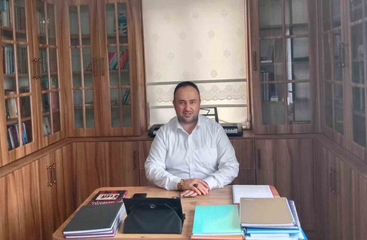 DÜŞÜNCE DERNEĞİ GENEL BAŞKANI FATİH KÖSE, MANİSA’NIN ÖNEMLİ TARİHİ MİRASLARINDAN BİRİ OLAN MANİSA...