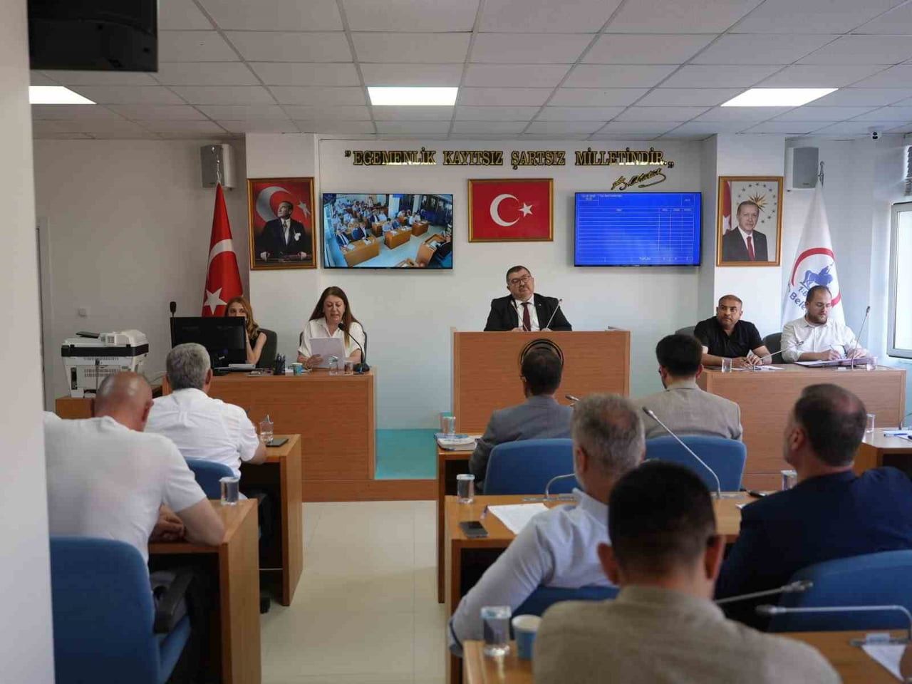 DÜZCE BELEDİYE MECLİSİ HAZİRAN AYI TOPLANTILARI YAPILAN İKİNCİ BİRLEŞİM İLE SONA ERDİ.