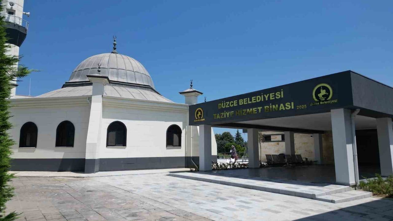 DÜZCE BELEDİYESİ, CENAZE NAKİL, GASİL, MEZAR HAZIRLAMA VE TAZİYE HİZMETLERİNİ HAFTANIN YEDİ GÜNÜ...