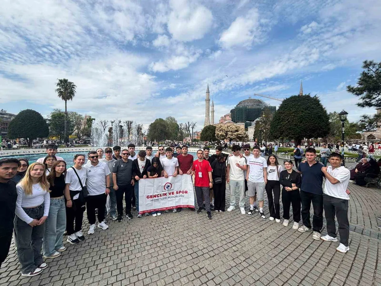 DÜZCE BELEDİYESİ GENÇLİK VE SPOR HİZMETLERİ MÜDÜRLÜĞÜ TARAFINDAN GENÇLERE YÖNELİK DÜZENLENEN...