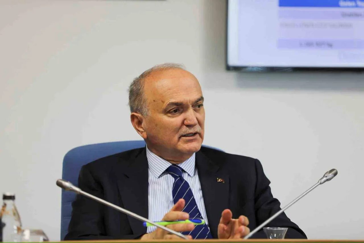 DÜZCE İLİ BELEDİYELERİ KATI ATIK BİRLİĞİ (DİKAB) MECLİSİ, DÜZCE BELEDİYE BAŞKANI DR. FARUK ÖZLÜ...