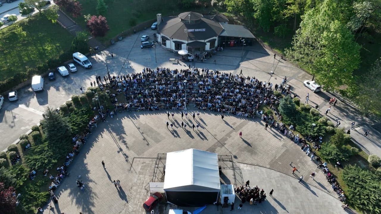 DÜZCE ÜNİVERSİTESİ TARAFINDAN GELENEKSEL OLARAK DÜZENLENEN VE ÖĞRENCİLERE BİLİM, KÜLTÜR, SANAT VE...