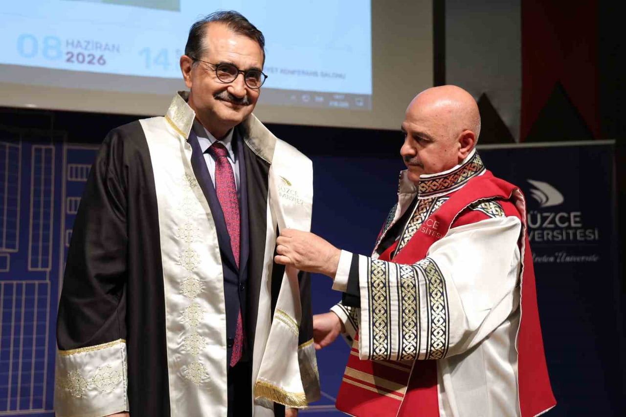 DÜZCE ÜNİVERSİTESİ TARAFINDAN ÖNCEKİ DÖNEM ENERJİ VE TABİİ KAYNAKLAR BAKANI, 28. DÖNEM ESKİŞEHİR...