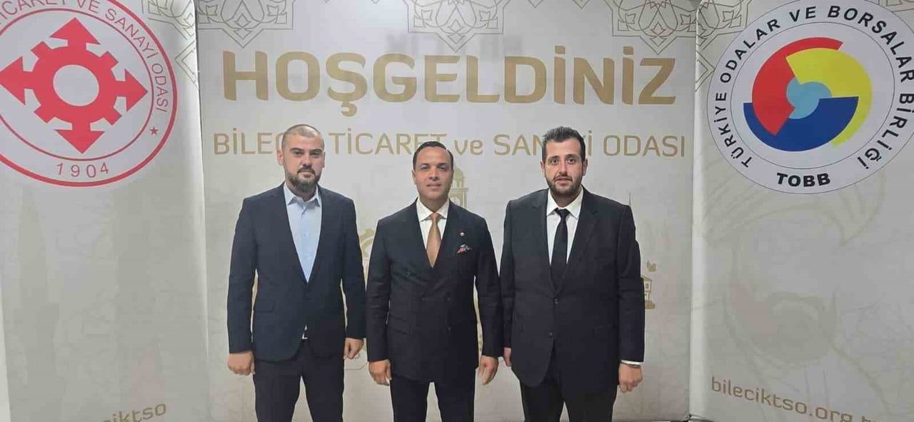 (SOL BAŞTAN) ERSEL EMİROĞLU, SABRİ ÇOBANOĞLU VE ERTAN ONUR
