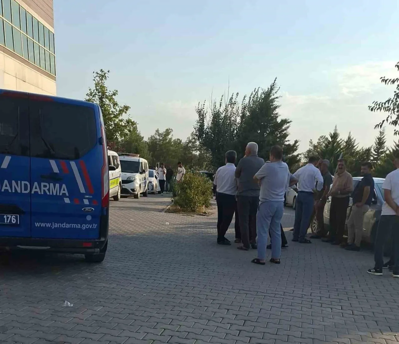 ADIYAMAN’IN SAMSAT İLÇESİNDE MOTOSİKLET İLE PİKAPIN ÇARPIŞMASI SONUCU 1 KİŞİ HAYATINI...