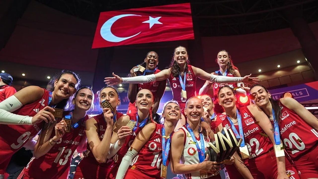 FİLENİN SULTANLARI İKİNCİ KEZ MİLLETLER LİGİ ŞAMPİYONU OLDU