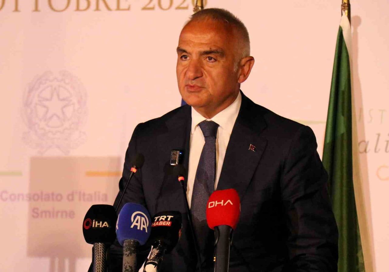 KÜLTÜR VE TURİZM BAKANI MEHMET NURİ ERSOY