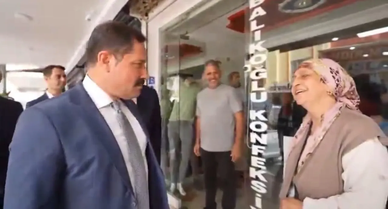 HATAY VALİSİ MUSTAFA MASATLI, ERZİN İLÇESİNDE ESNAF VE VATANDAŞLARLA BİR ARAYA GELDİ.