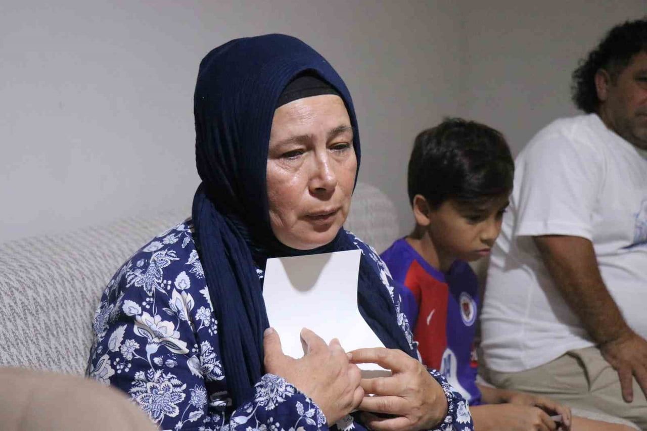 13 AYLIK SÜREÇTE OĞULLARINDAN TEK BİR HABER DAHİ ALAMAYAN ANNE SABAHAT TOPÇU VE BABA HÜSEYİN...