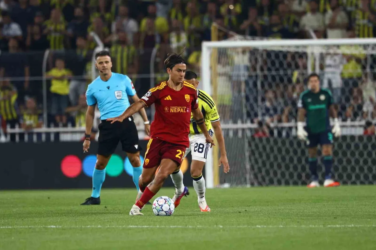 UEFA ŞAMPİYONLAR LİGİ İLK HAFTA MAÇINDA FENERBAHÇE, EVİNDE İTALYAN EKİBİ ROMA İLE KARŞILAŞIYOR....
