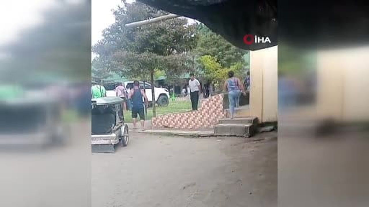 Filipinler'in güneyindeki bir lisede düzenlenen silahlı saldırıda en az 1 kişi hayatını kaybetti...