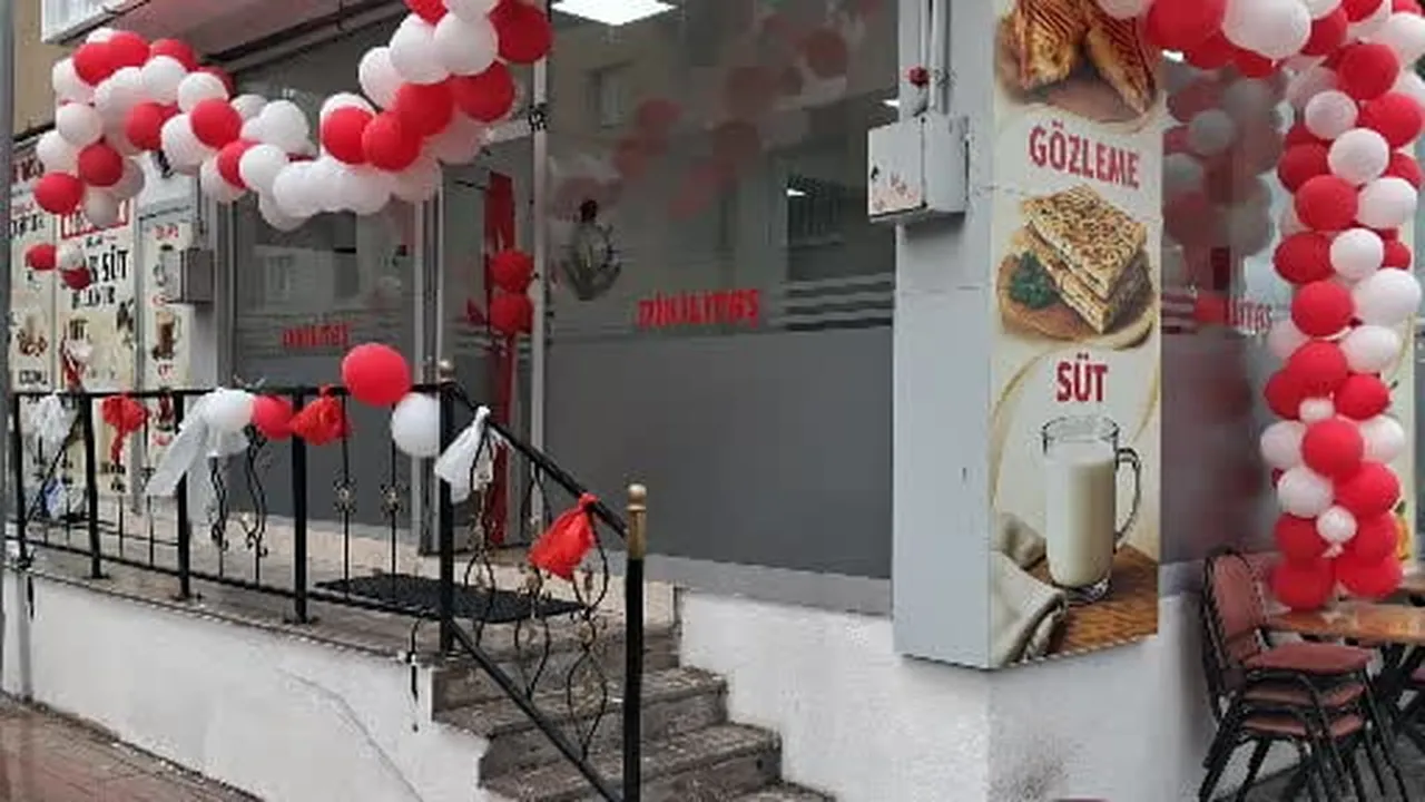 Erzurum'da 150 TL'lik serpme kahvaltı ilgi odağı