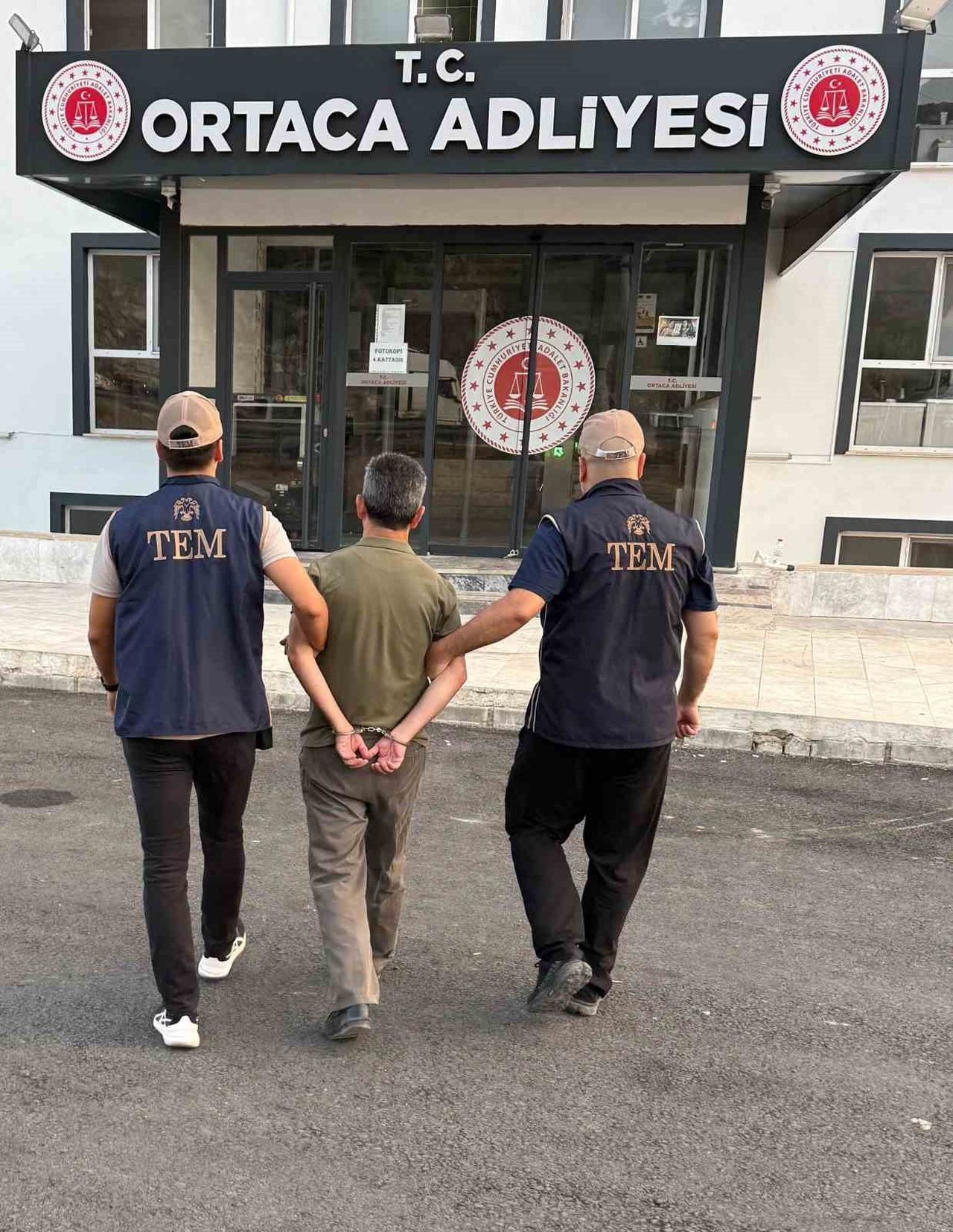 MUĞLA EMNİYET MÜDÜRLÜĞÜ İSTİHBARAT VE TEM ŞUBE MÜDÜRLÜĞÜ EKİPLERİNCE FETÖ SİLAHLI TERÖR ÖRGÜTÜNE...