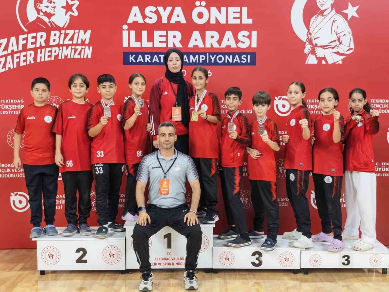 TEKİRDAĞ'IN ÇORLU İLÇESİNDE DÜZENLENEN ASYA ÖNEL İLLER ARASI KARATE ŞAMPİYONASI'NA 17 SPORCU İLE...
