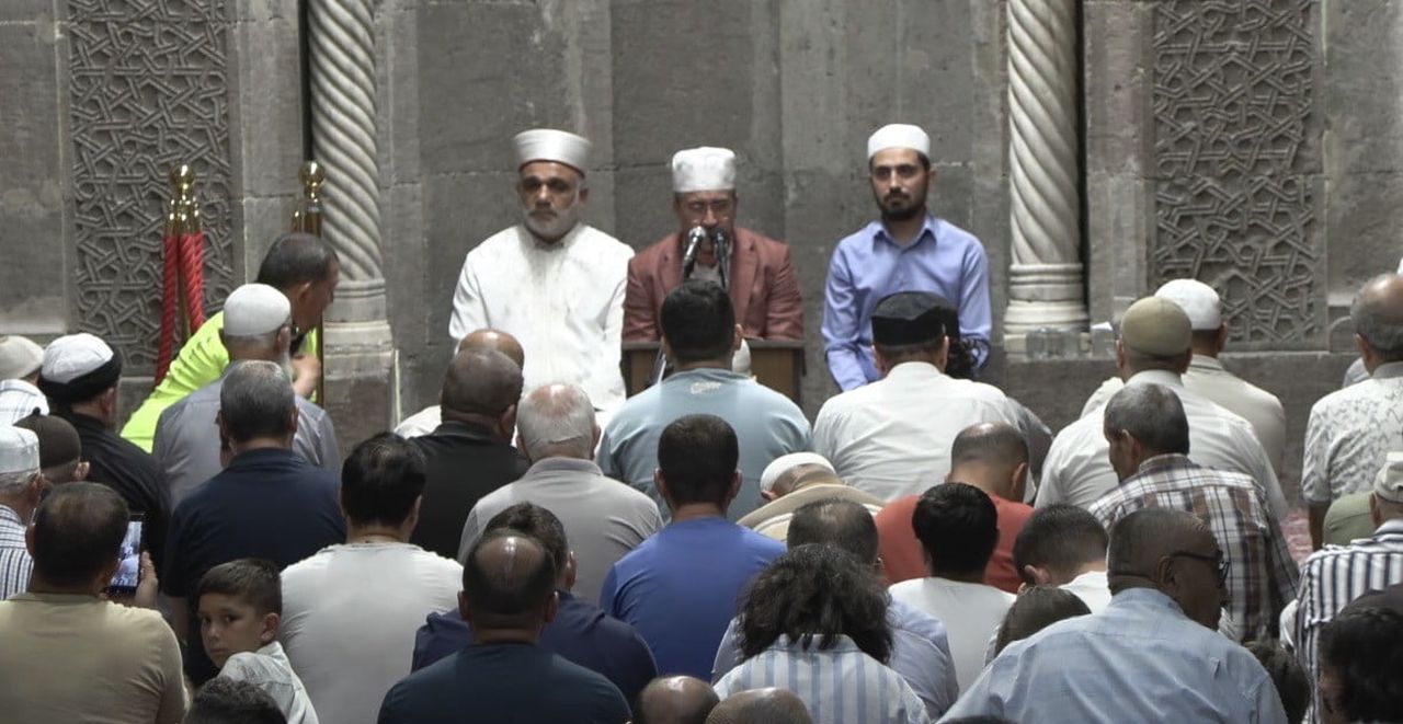 KAYSERİ'DE PEYGAMBER EFENDİMİZ HZ. MUHAMMED'İN (SAV) DÜNYAYA TEŞRİFİNİN YIL DÖNÜMÜ OLAN MEVLİT...