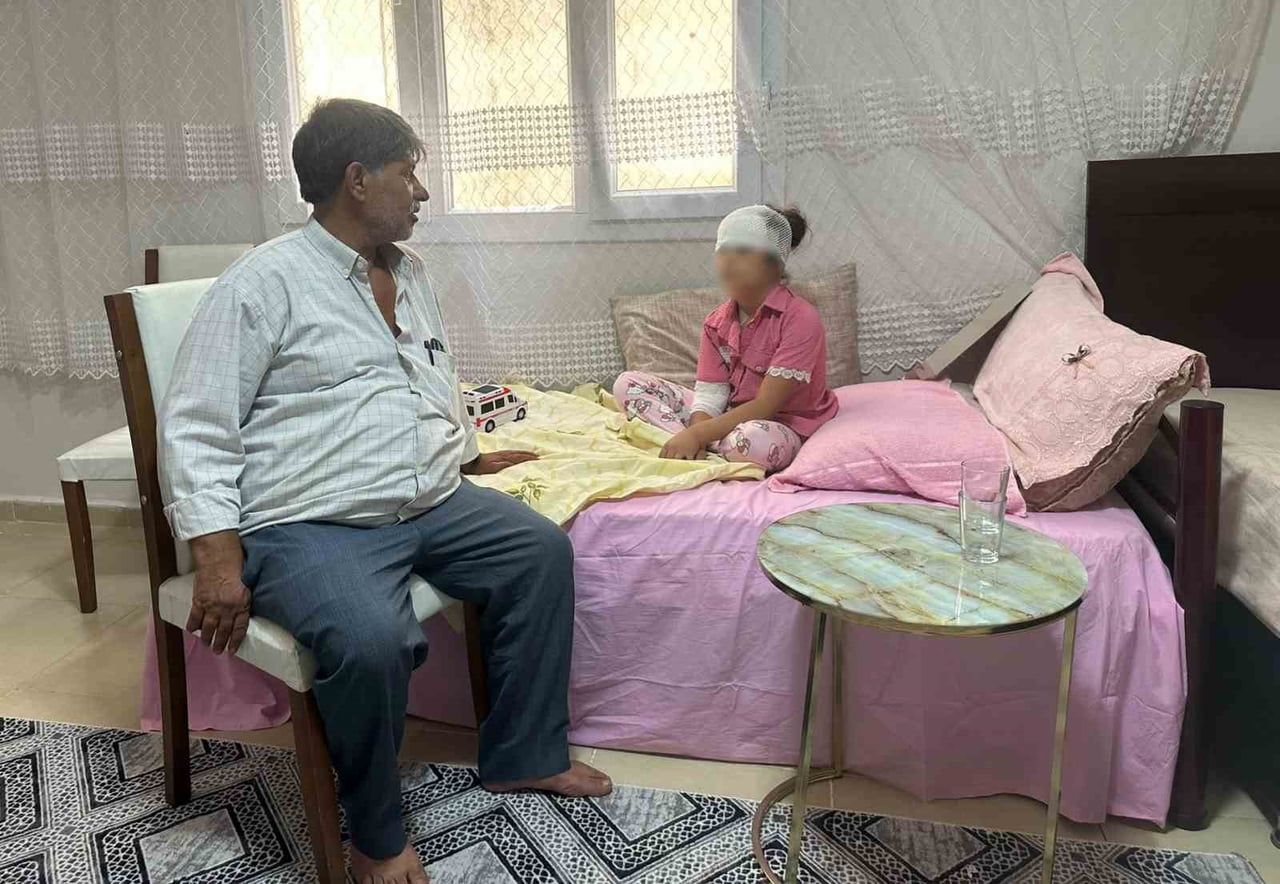 KÜÇÜK KIZ KÖPEKLERİN SALDIRISINA UĞRADI