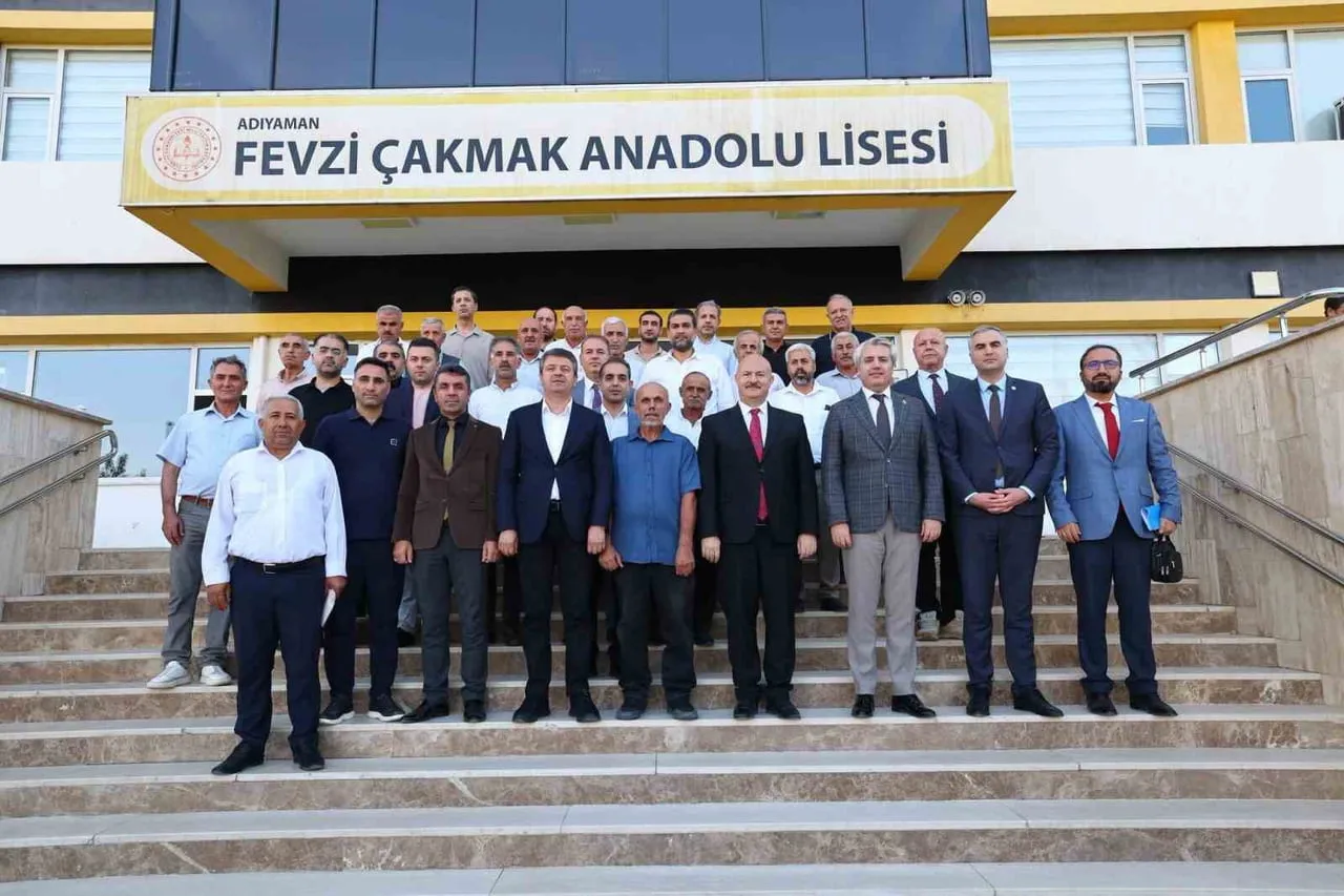 ADIYAMAN VALİLİĞİ TARAFINDAN VATANDAŞLARIN SORUN, TALEP VE ÖNERİLERİNİN DOĞRUDAN DİNLENMESİ...