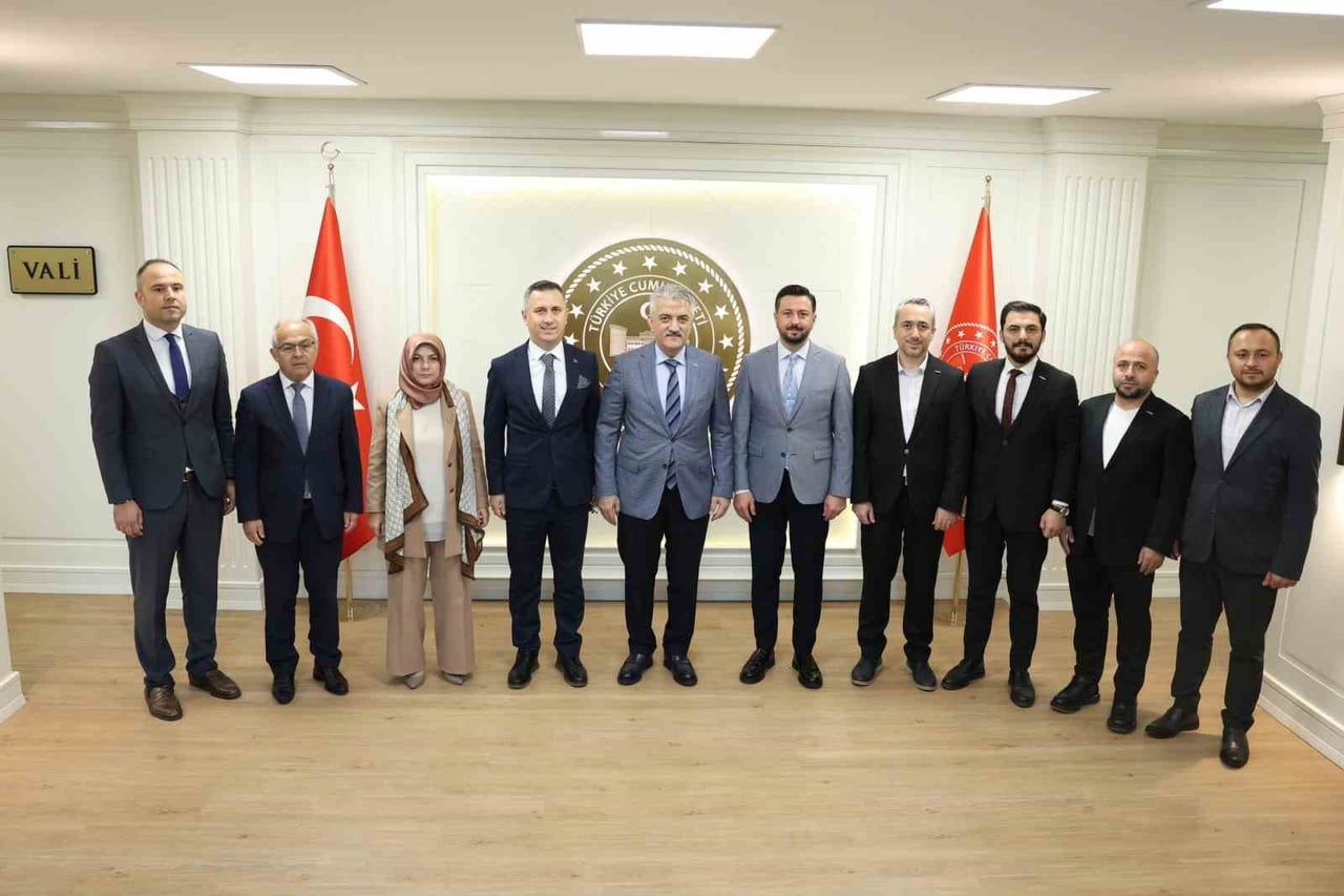 DÜZCE'DE FAALİYET GÖSTEREN İŞ ADAMLARI DERNEĞİ İLE AİLE VE SOSYAL HİZMETLER İL MÜDÜRLÜĞÜ VE İL...