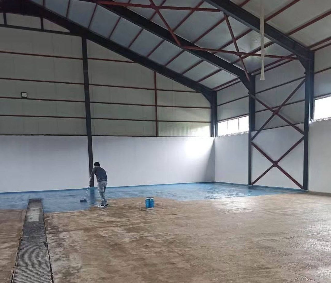 GÖKÇEDERE’NİN YENİ GARAJ VE İTFAİYE BİNASI TAMAMLANIYOR