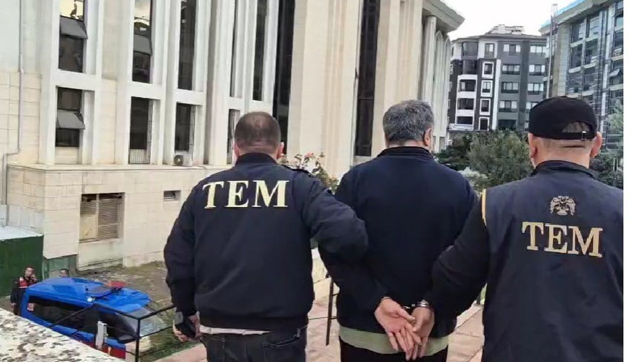 HAKKINDA ADLİ İŞLEM BAŞLATILAN ORTAOKUL ÖĞRETMENİ TUTUKLANDI.