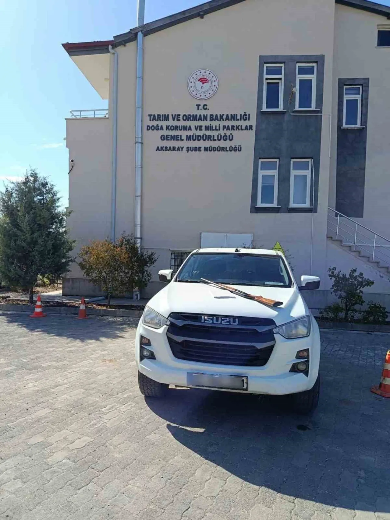 AKSARAY’DA AVCILIK BELGESİ BULUNMADAN AVLANDIĞI BELİRLENEN ŞAHSIN AV TÜFEĞİNE EL KONULDU.