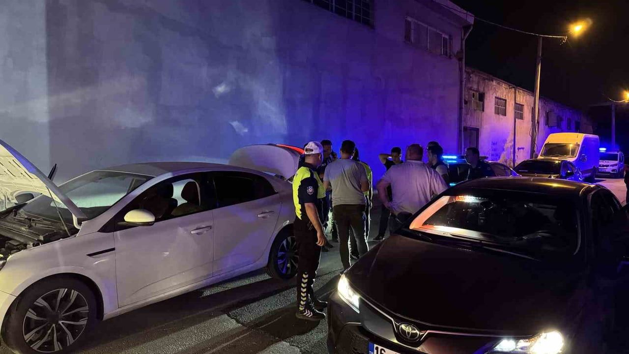 BURSA’DA ÇALINTI ARAÇ 10 KİLOMETRE KAÇTI, 380 BİN TL CEZA YEDİ