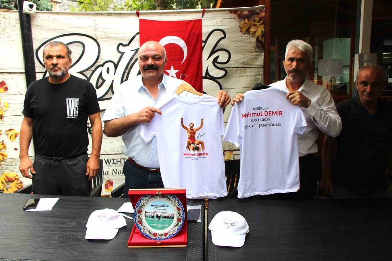 MAHMUT DEMİR KARAKUCAK GÜREŞLERİ MİNİKLER TÜRKİYE ŞAMPİYONASI AMASYA’DA YAPILACAK. ŞAMPİYONA 9...