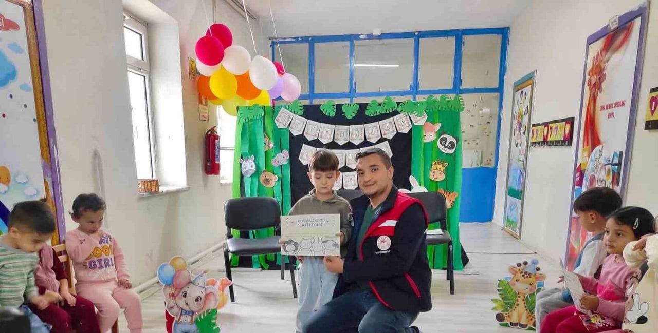 AFYONKARAHİSAR’IN BAŞMAKÇI İLÇESİNDE 4 EKİM HAYVANLARI KORUMA GÜNÜ KAPSAMINDA ANAOKULU...