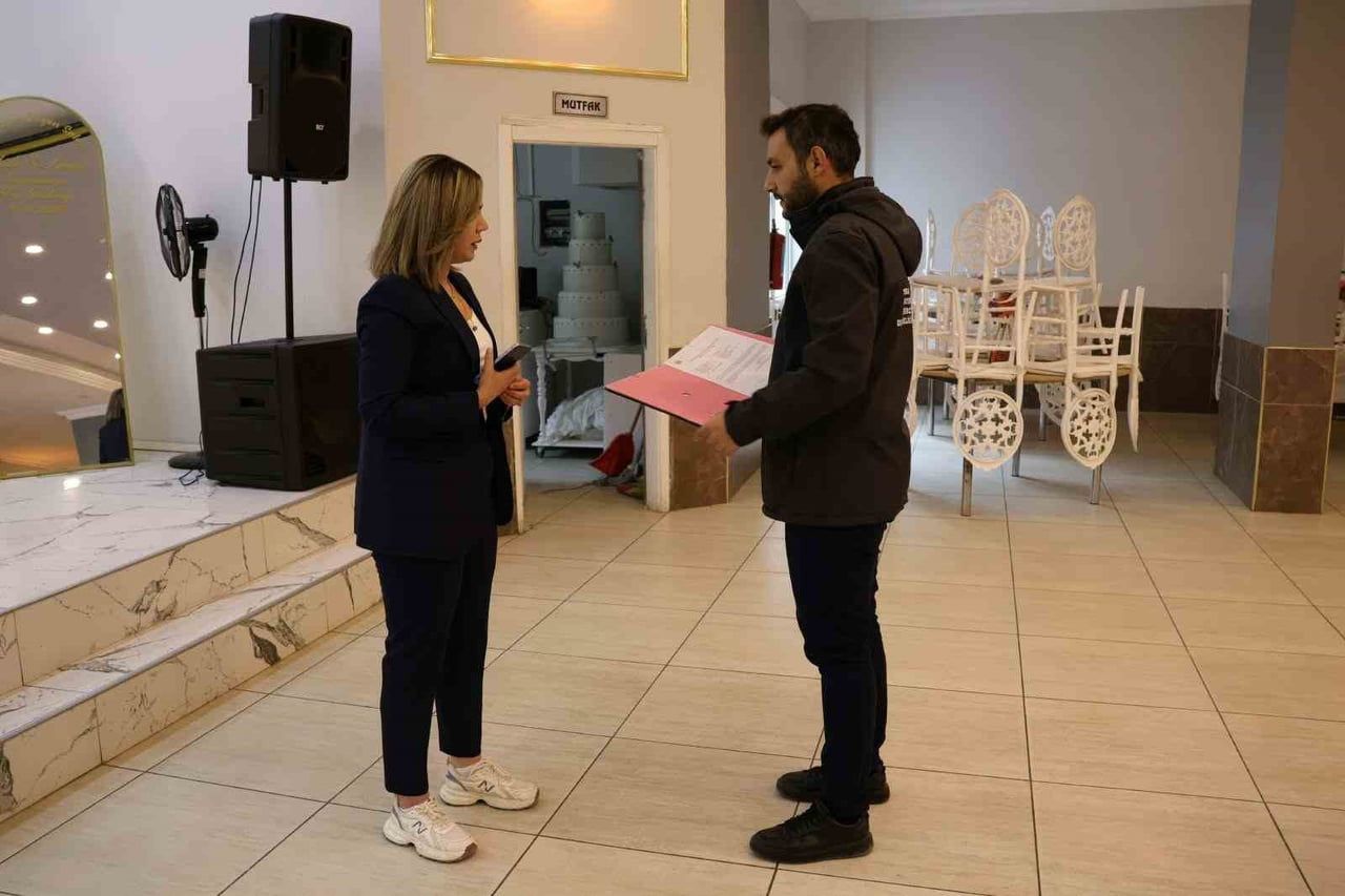 CANLI MÜZİK İŞLETMELERİNDE GÜRÜLTÜ KRİTERLERİ İNCELENİYOR
