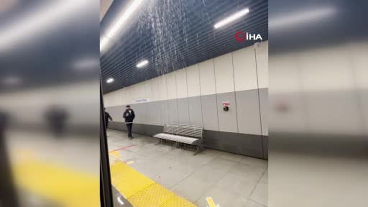 Yenibosna Metrosu’nun tavanından su sızmaya başladı