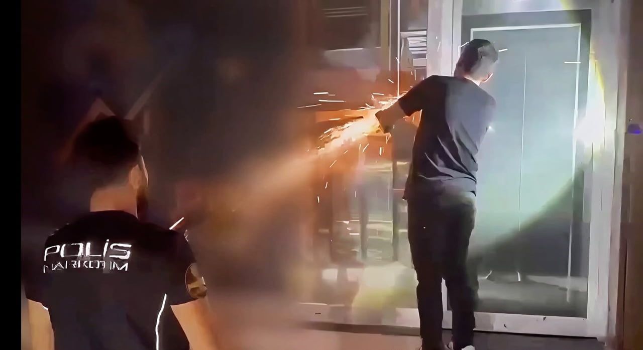 DENİZLİ’NİN DE ARALARINDA BULUNDUĞU 75 İLDE UYUŞTURUCU MADDE SATICILARINA YÖNELİK DÜZENLENEN...