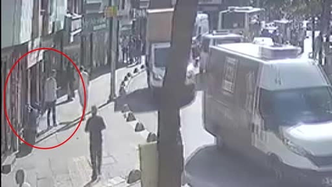 Gaziosmanpaşa'da eski sevgili dehşeti kamerada