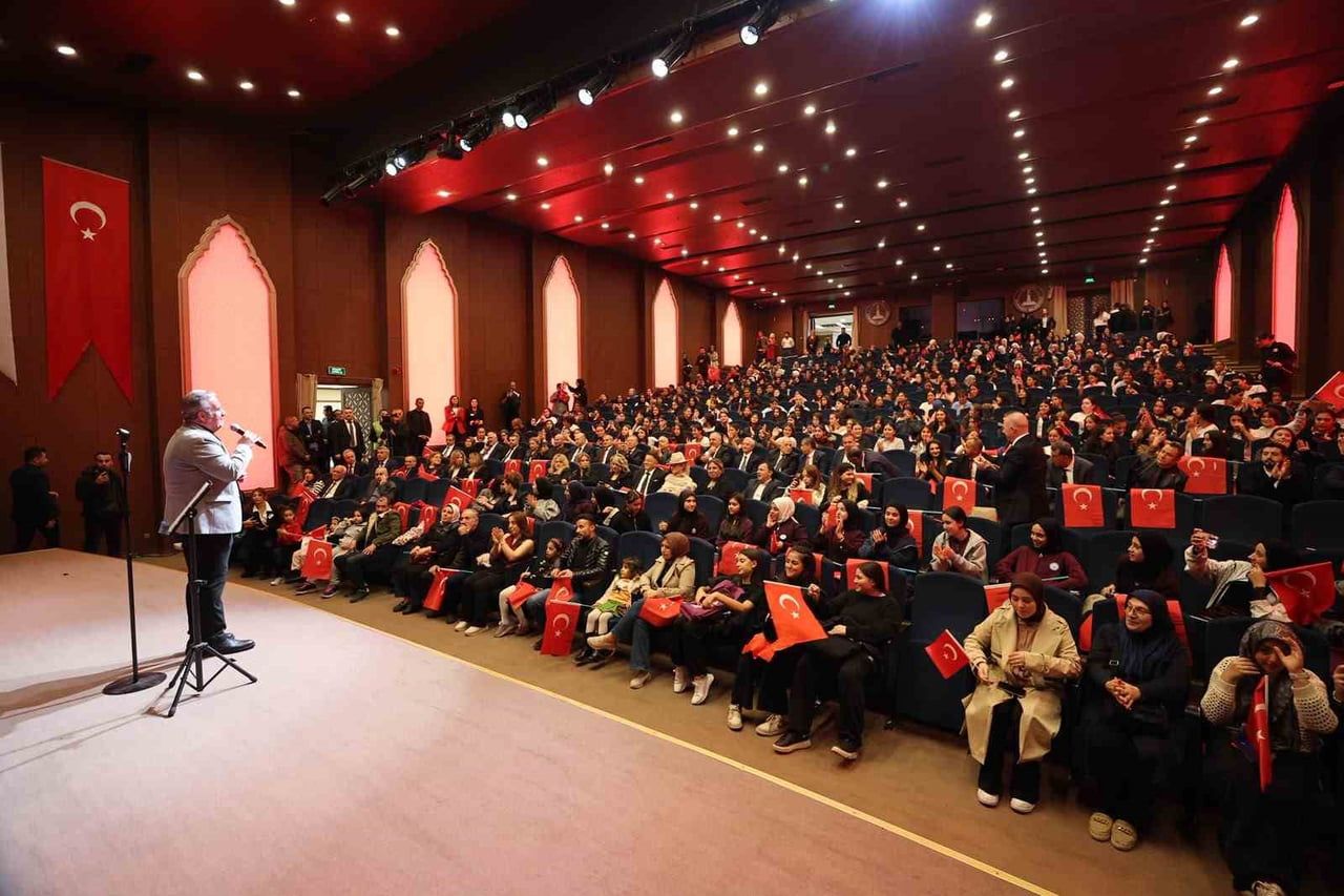 GAZİANTEP’TE ŞAHİNBEY BELEDİYESİ TARAFINDAN 29 EKİM CUMHURİYET BAYRAMI DOLAYISIYLA DÜZENLENEN...
