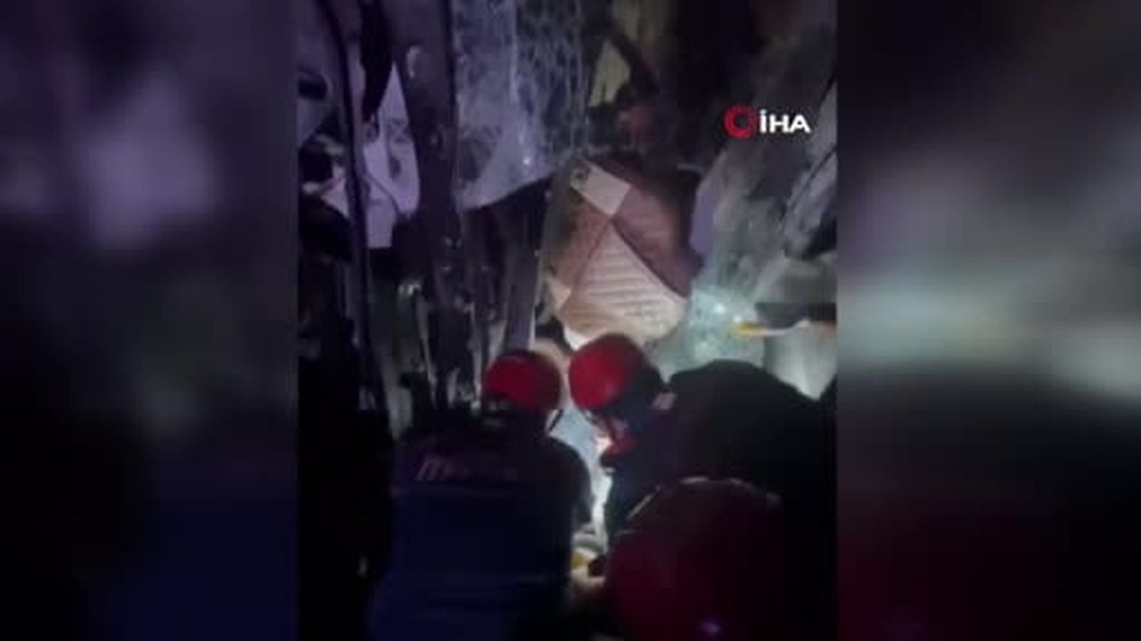 Osmaniye'de TAG Otoyolu'nda tır devrildi: 1 yaralı