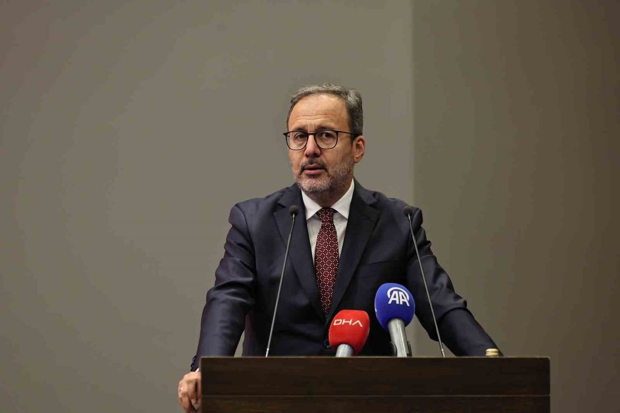 ÖNCEKİ DÖNEM GENÇLİK VE SPOR BAKANI, AK PARTİ İZMİR MİLLETVEKİLİ DR. MEHMET MUHARREM...